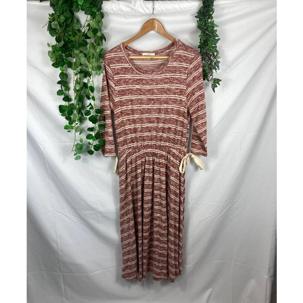 LE Lis tie cinch waist striped dress size large